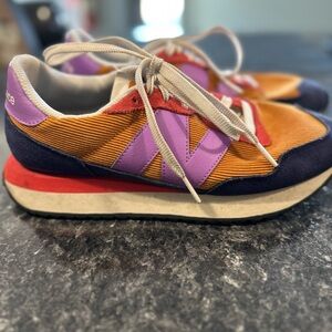 New Balance 237 woman’s size 9 Corduroy Retro 70s Vibe Sneakers